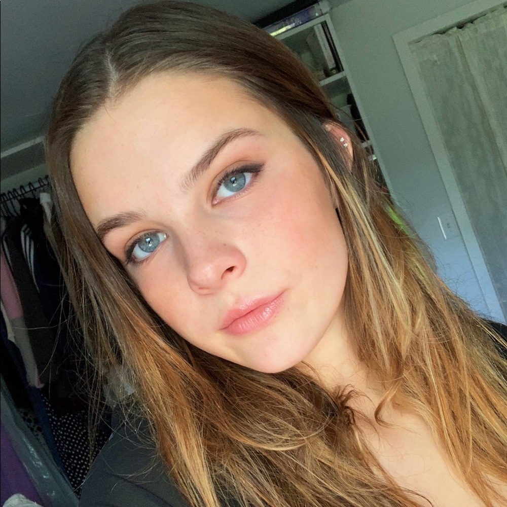 Meet your Posher, Mckenzie